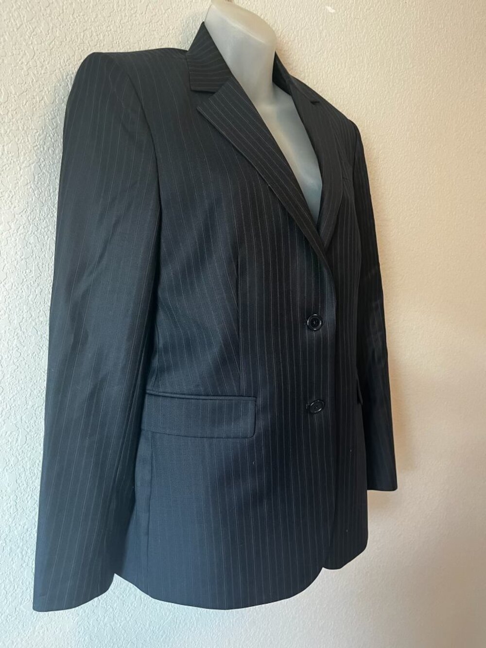 Brooks Brothers Navy Pinstripe Wool Blazer Size 6